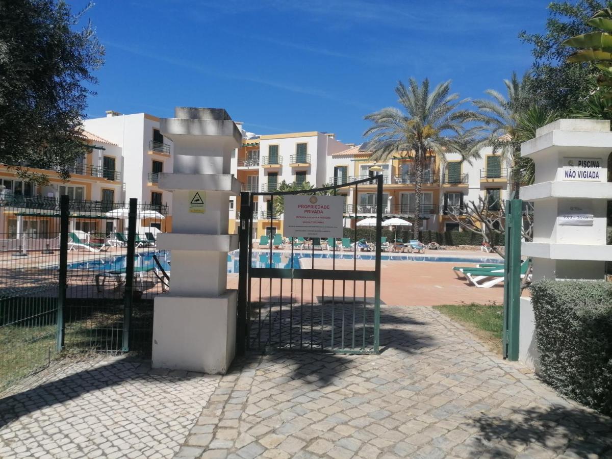 Apartamento 405 Em Urbanizacao Com Piscinas Apartman Tavira Kültér fotó