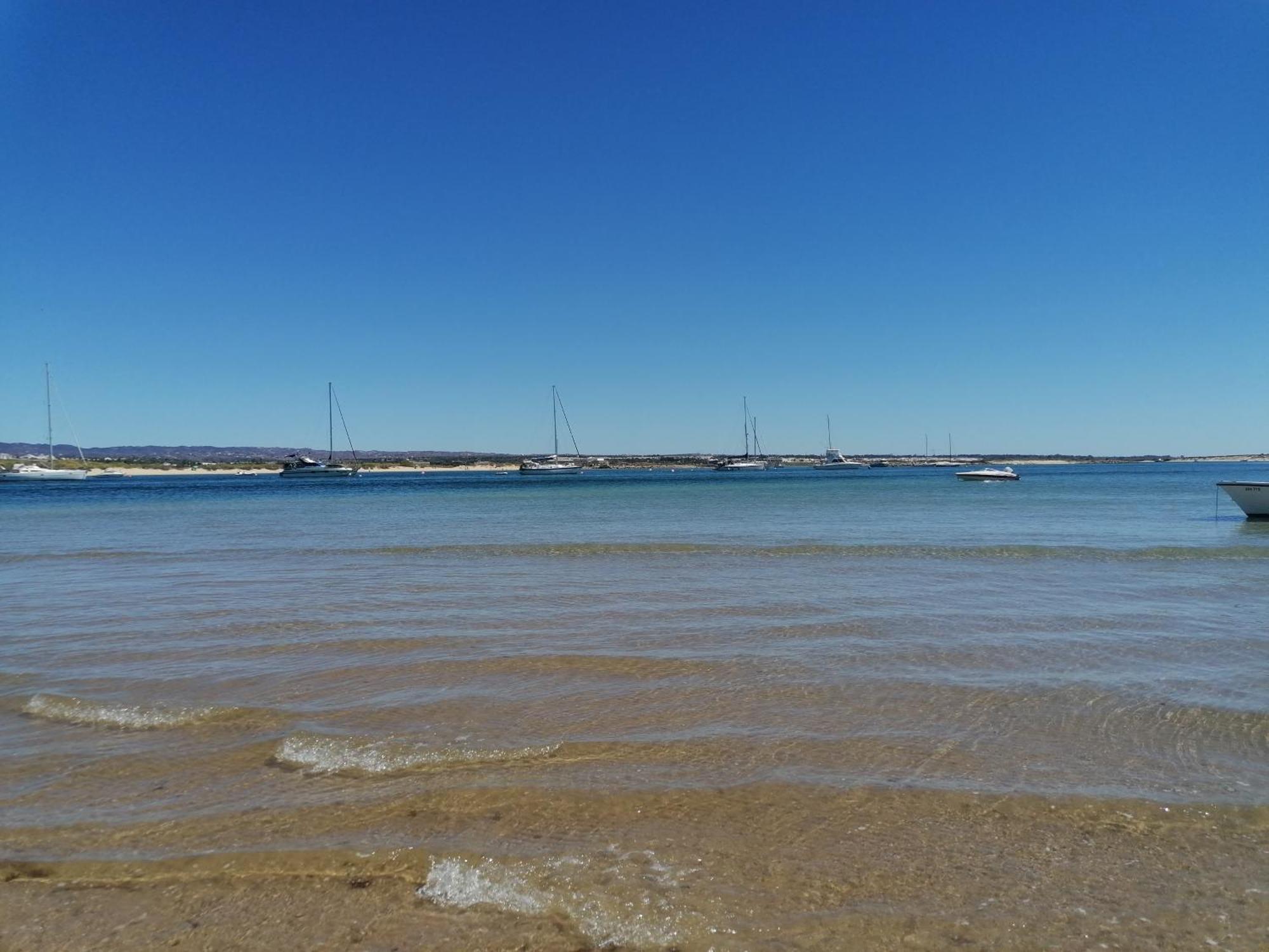 Apartamento 405 Em Urbanizacao Com Piscinas Apartman Tavira Kültér fotó